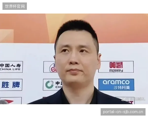 卢伟关键变阵激活五小奇兵，上海队下半场凭借战术调整逆转北京。